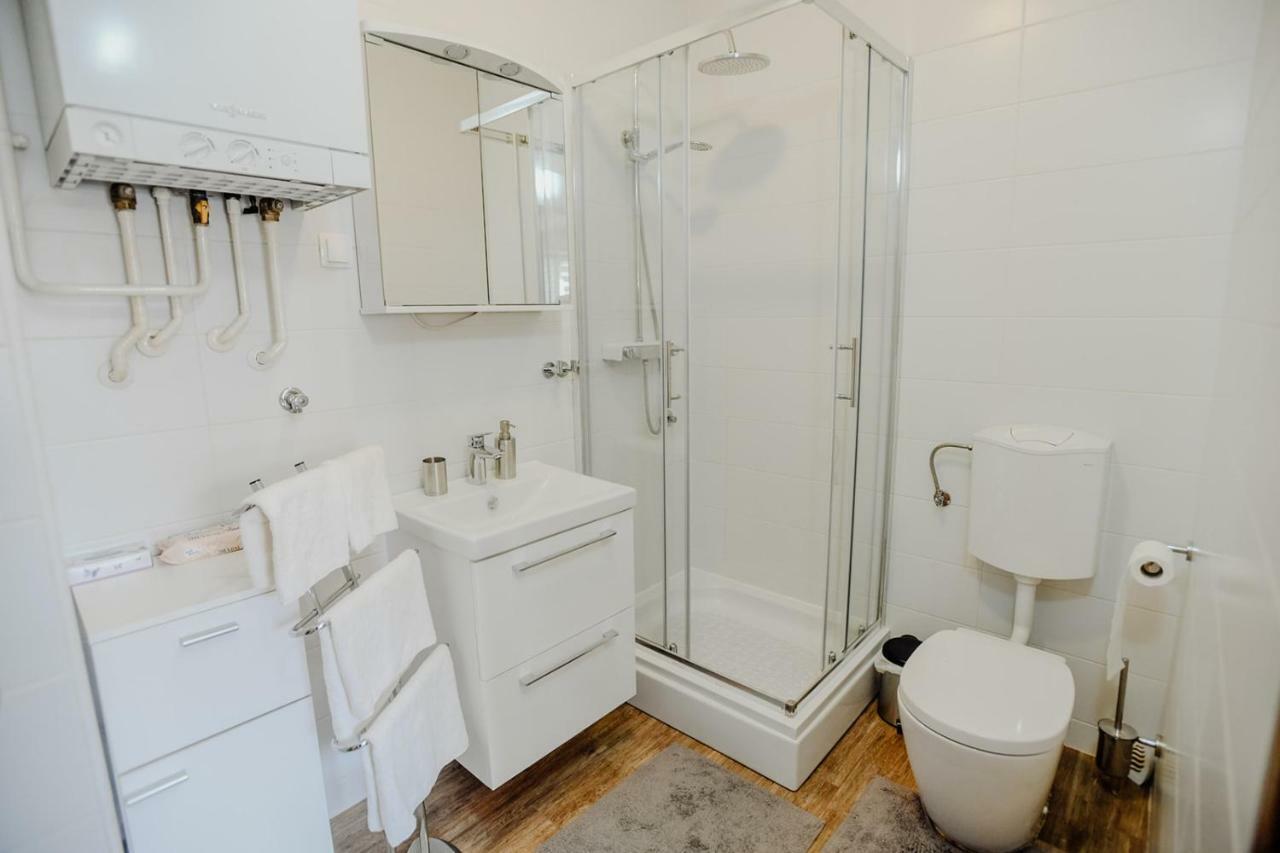 Apartman M5 Dakovo Exterior foto